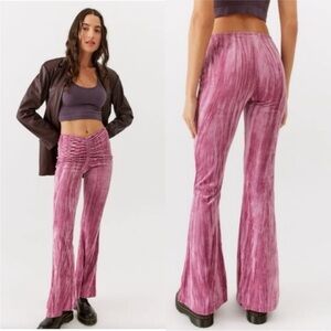 Urban Outfitters Velvet flare pants in pink size M